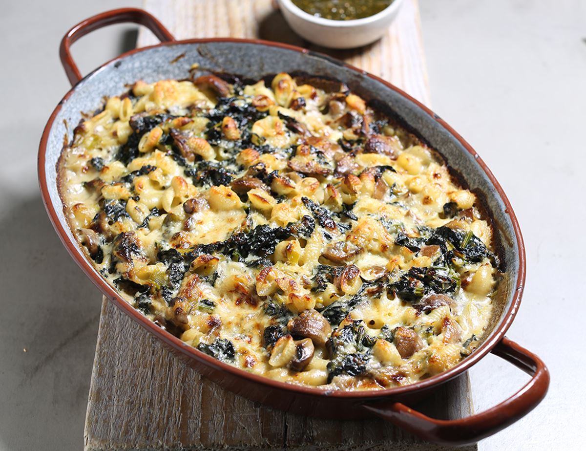 Cheddar, Mushroom & Pesto Pasta Bake