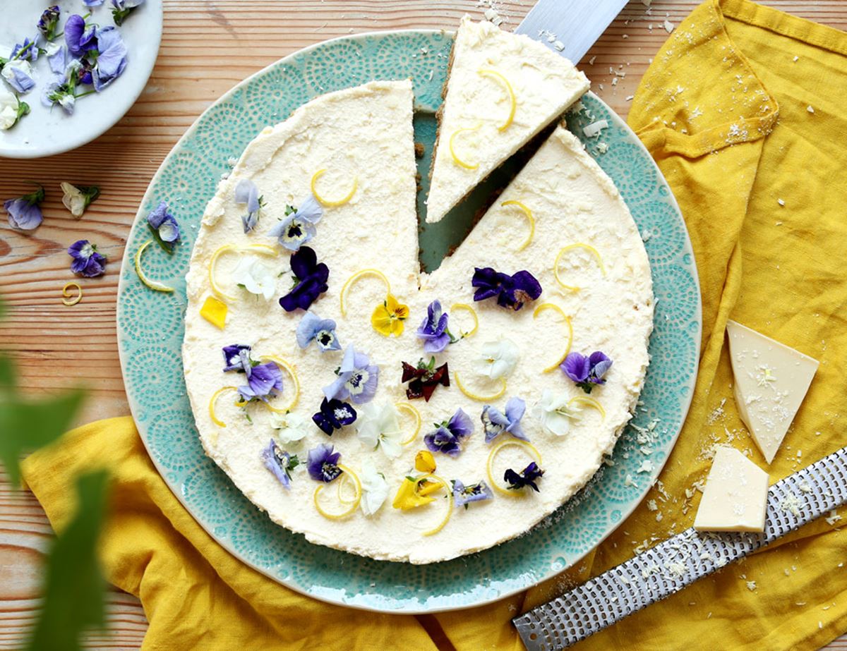 White Chocolate & Lemon Easter Cheesecake