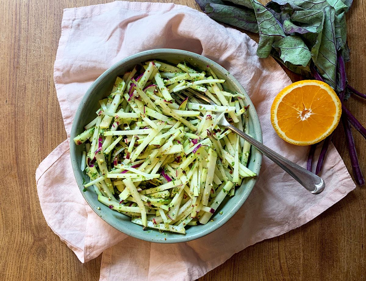 Kohlrabi Slaw