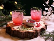 Pink Pomegranate & Amaretto Fizz