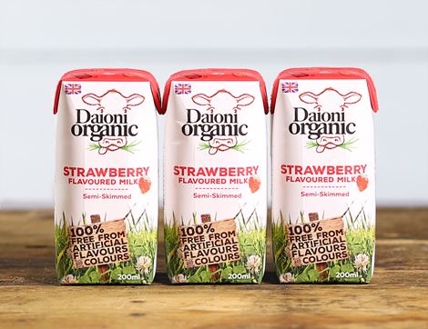 organic strawberry flavoured milk drink daoini 3 x 200ml