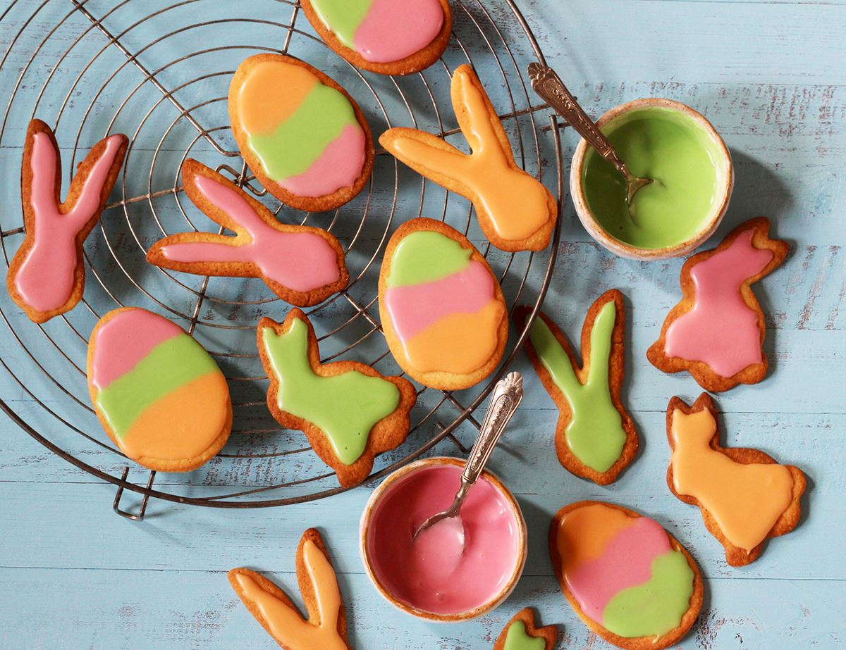 Iced Easter Biscuits