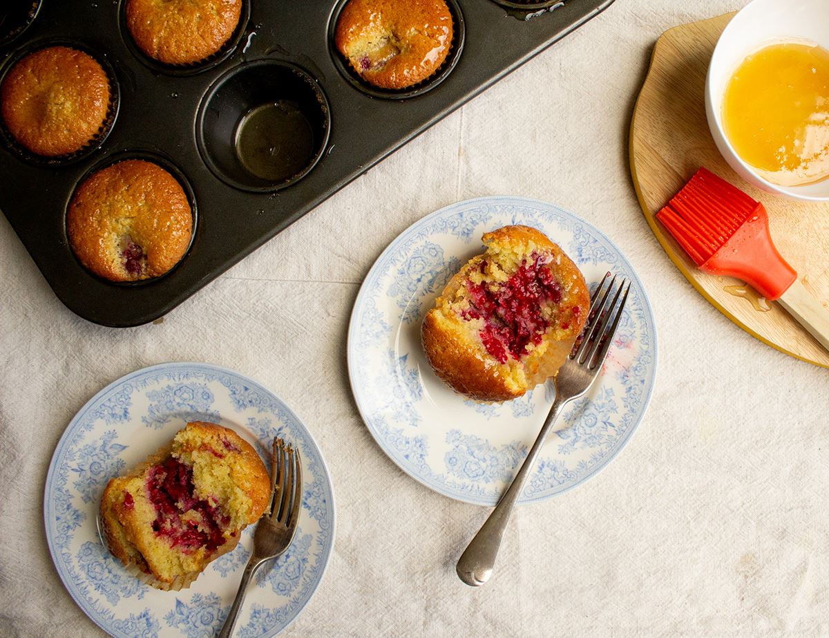 Warm Almond, Raspberry & Honey Cakes