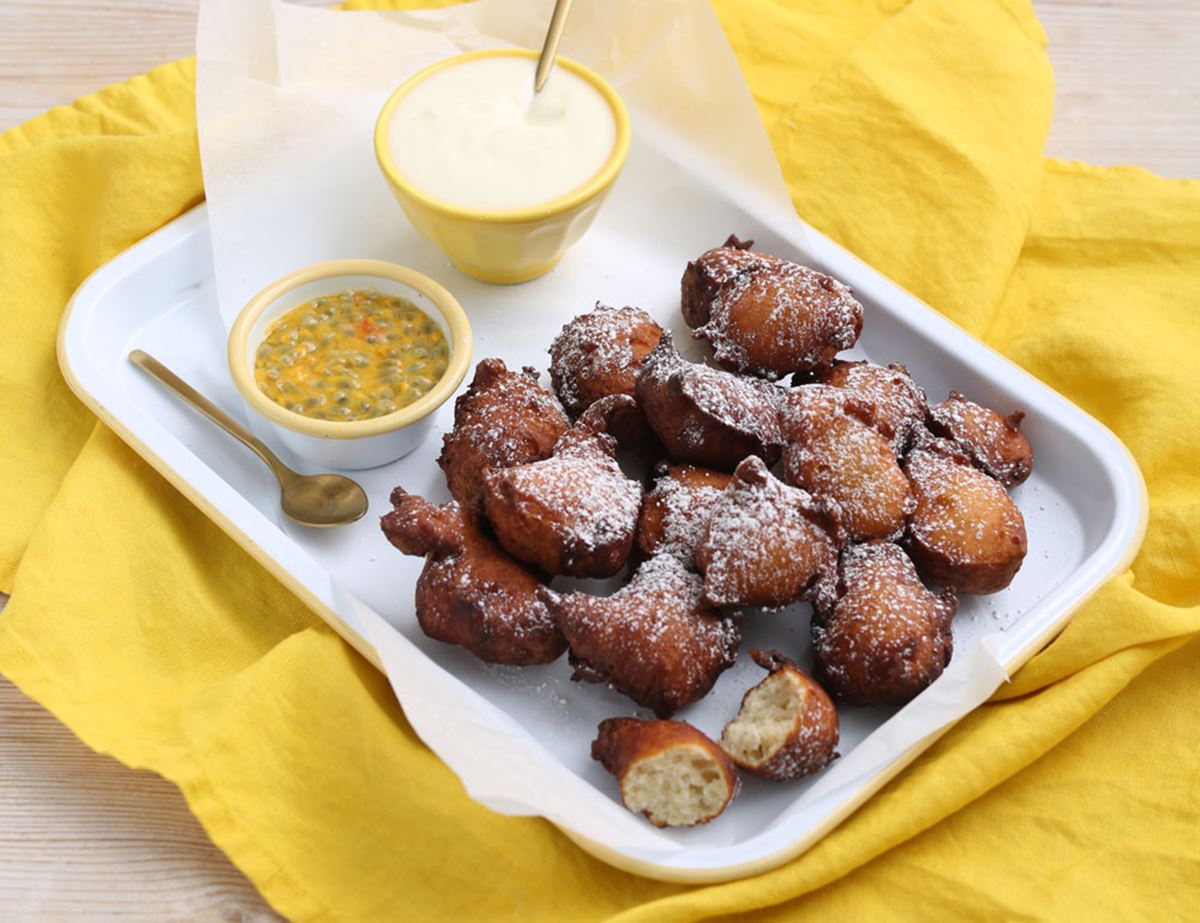 Quick Yogurt Doughnuts with Passion Fruit