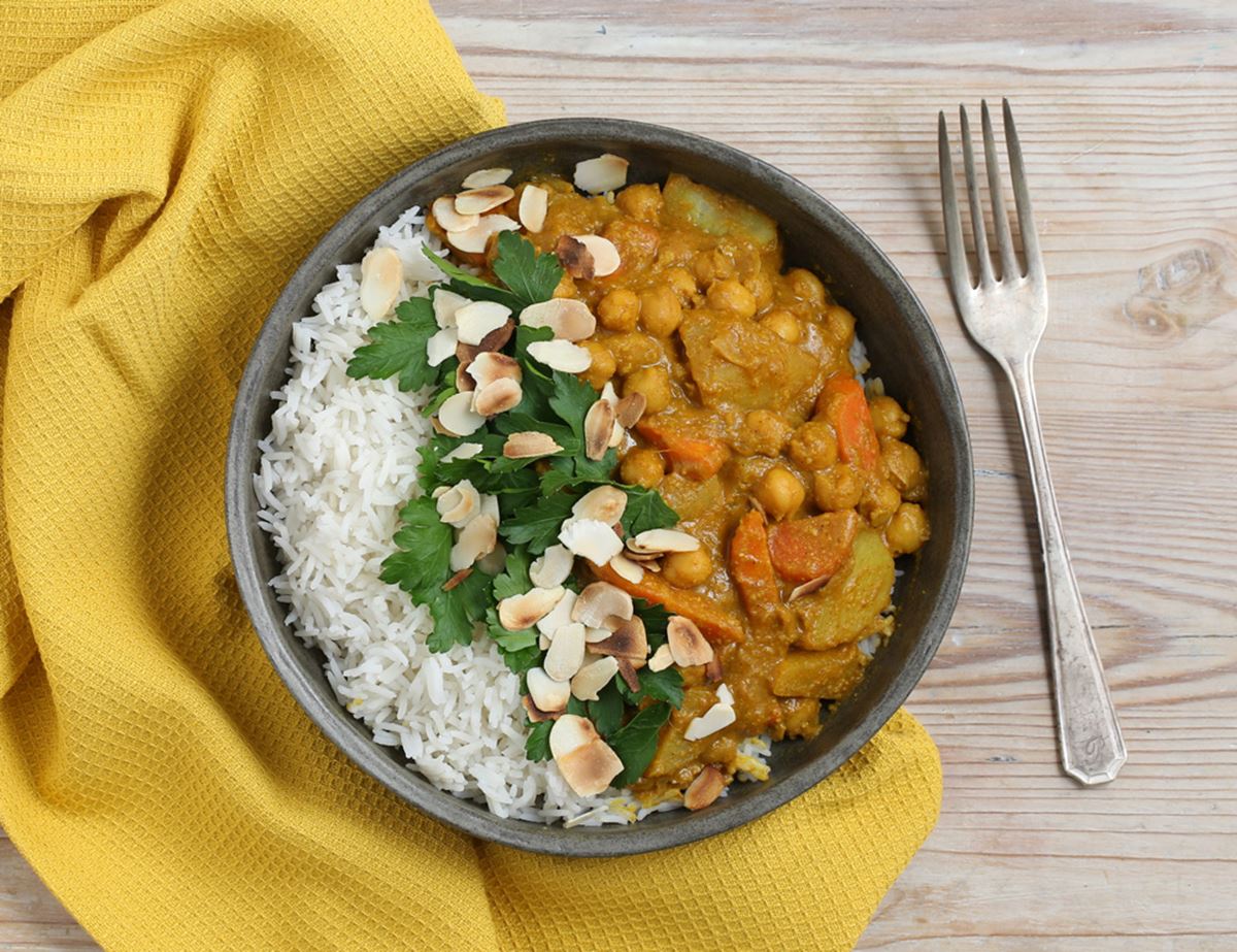 Chickpea & Almond Korma with Winter Veg