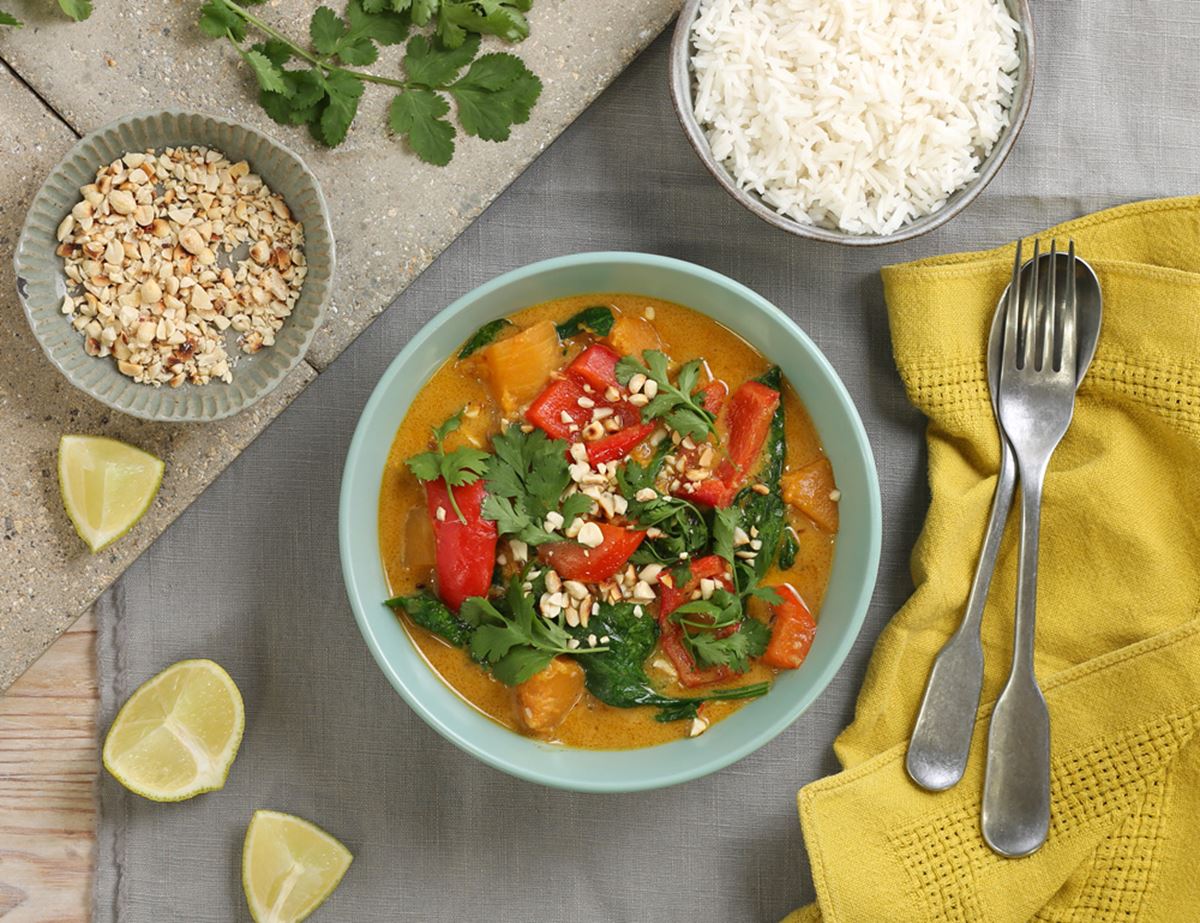 Mild & Creamy Satay Squash Curry with Basmati Rice