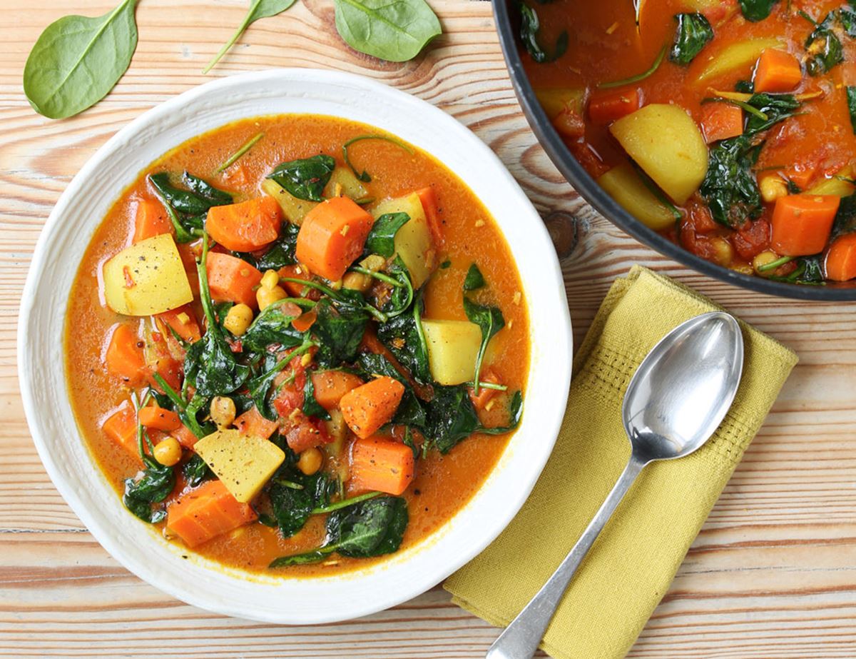 Carrot, Chickpea & Potato Curry