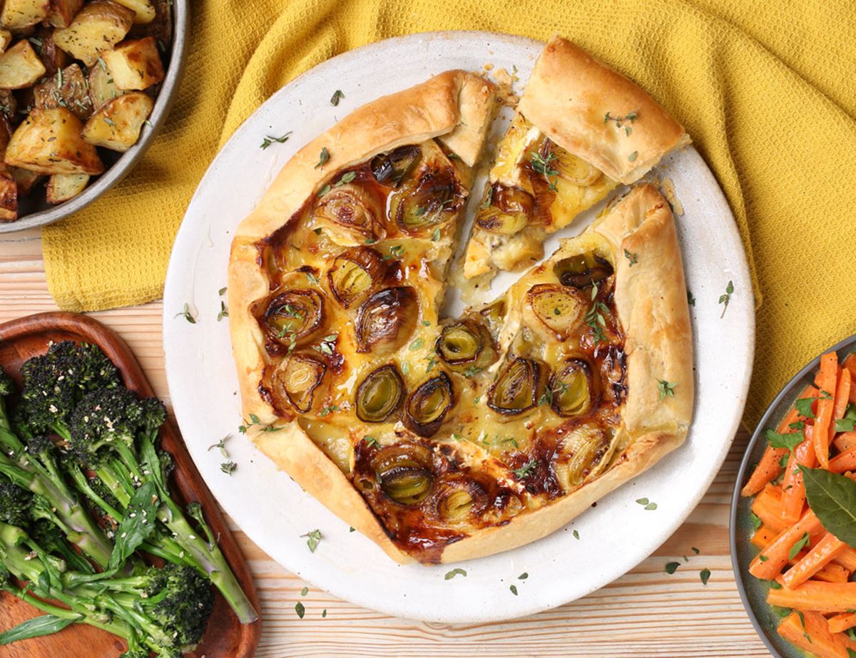 Brie & Caramelised Leek Galette