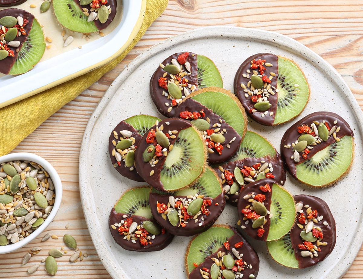 Chocolate-Dipped Kiwis