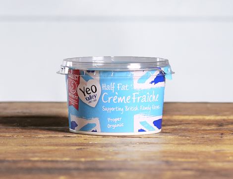 Half Fat Crème Fraîche, Organic, Yeo Valley (200g)