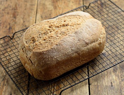 Almost Wholemeal Sourdough Bread, Organic, Famous Hedgehog Bakery (800g)