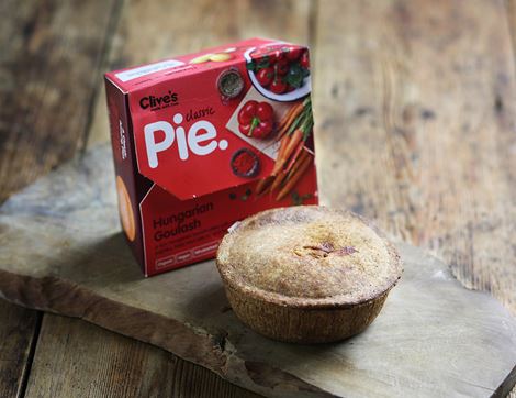 Hungarian Goulash Pie, Wholemeal, Organic, Clive's (235g)