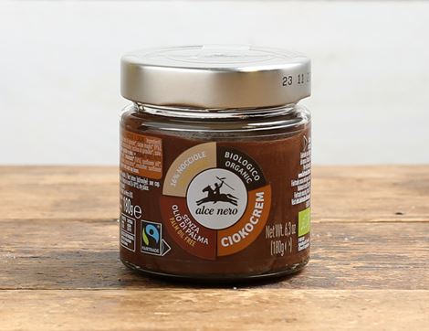 hazelnut chocolate spread ciokocrem alce nero