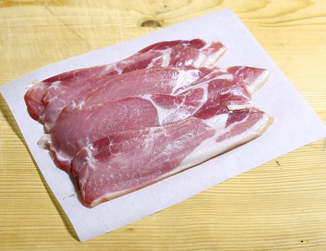 Dry-cured Smoked Back Bacon, Organic, Roam & Relish (184g)