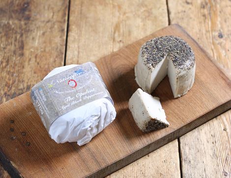 Aged Black Peppercorn Cashew Cheese Alternative, Organic, Nutcrafter Creamery (170g)