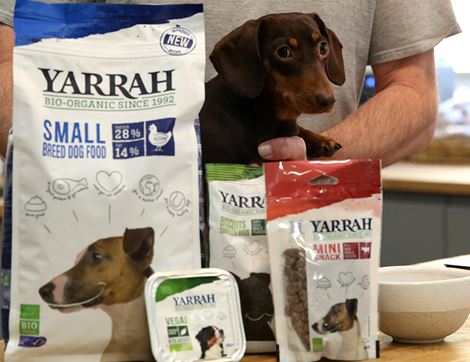 Vegetarian Chunks with Cranberries for Dogs, Organic, Yarrah (380g)