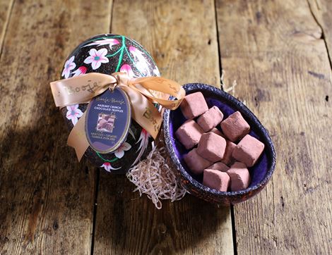 organic hazelnut large easter egg booja booja