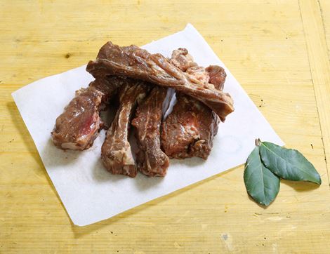 Pork Belly Ribs with Honey Barbecue Sauce, Organic, Daylesford (500g)