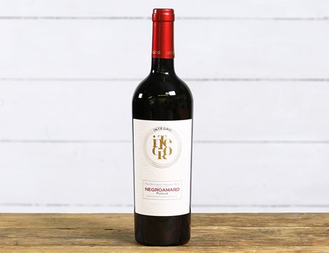 Integro Negromaro Puglia, Organic, 2020 (75cl)