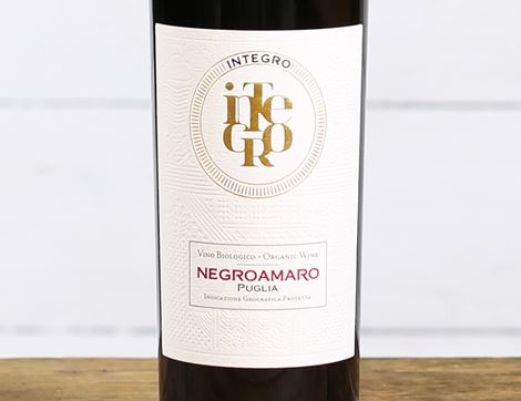 Integro Negromaro Puglia, Organic, 2020 (75cl)