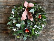 Traditional Christmas Wreath, Organic, Organic Blooms (16 inches)