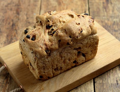Walnut & Raisin Loaf, Authentic Bread Co. (400g)